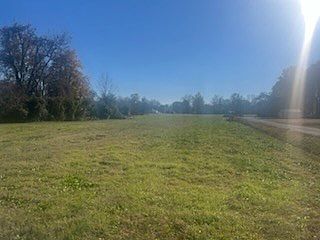 2nd image of 1&2 S Cherry Dr