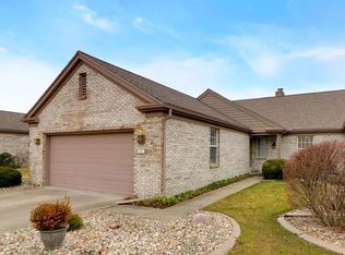 1811C Lakeside Dr, Champaign, IL