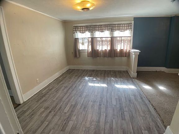 3rd image of 1214 N Frink St #1