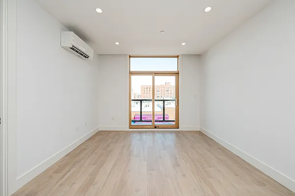 Rented by Voro, LLC | media 3