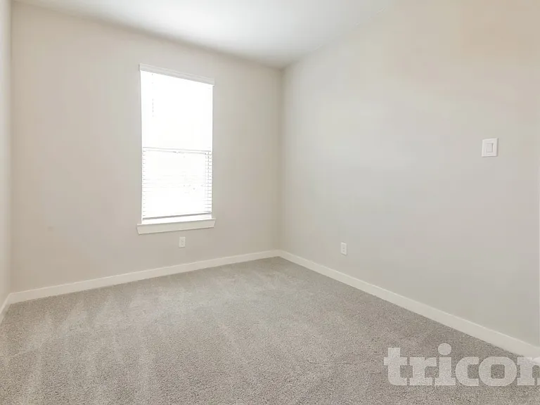 2580 Dulaney Dr — Photo 12
