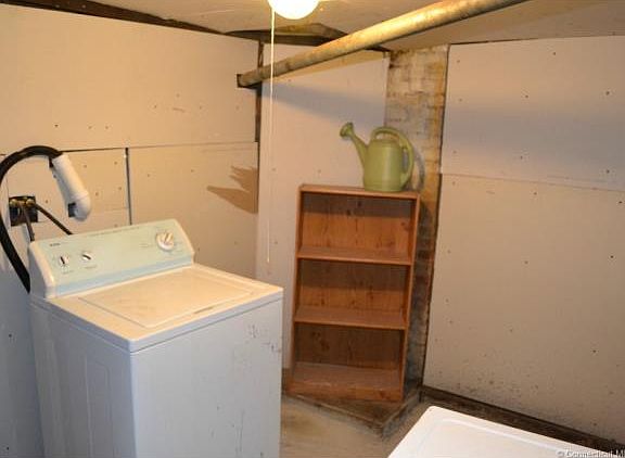 Laundry Washer and Dryer in...