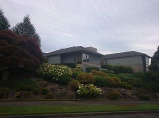 2205 50th Ave SW, Seattle, WA 98116