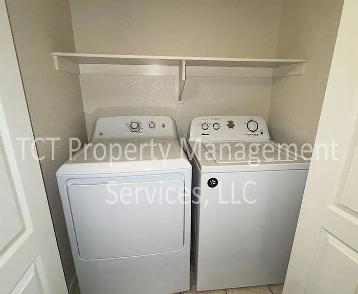 9317 E Olla Ave — Photo 9