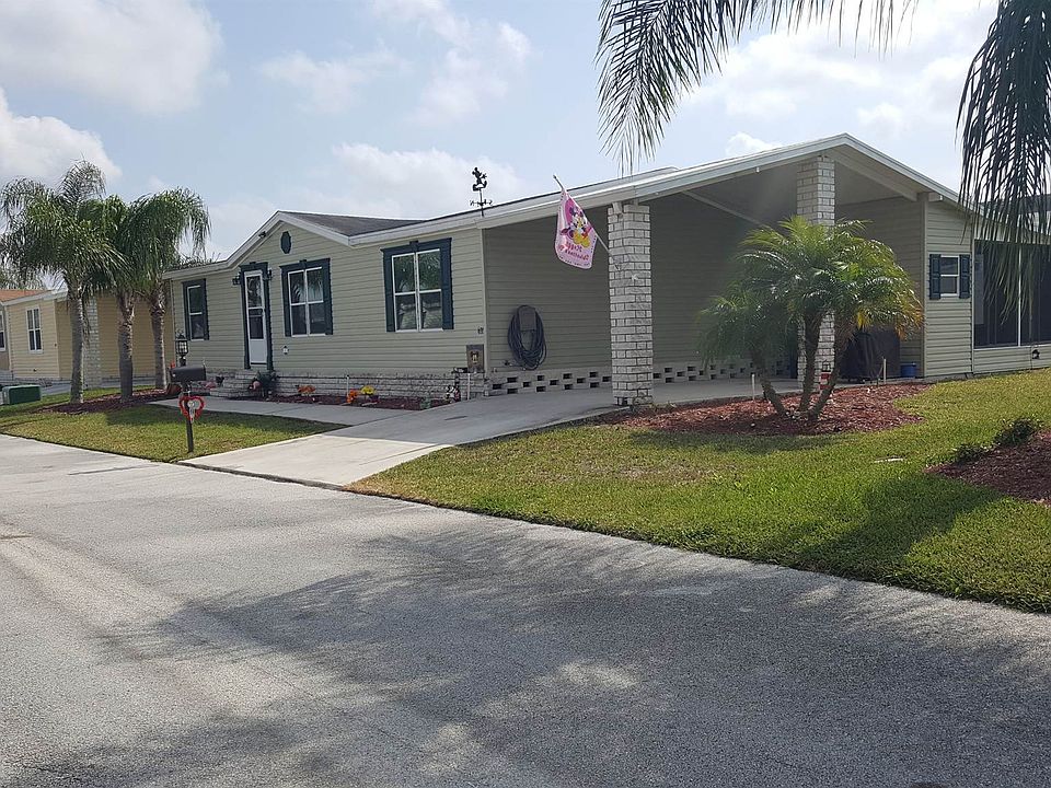 front showing carport