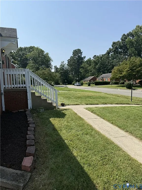 2 bed, 1.0 bath, 1150 sqft, $1,800 — Photo 2