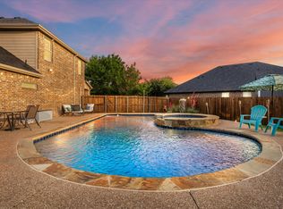 2230 Abela Dr, Waxahachie, TX 75165