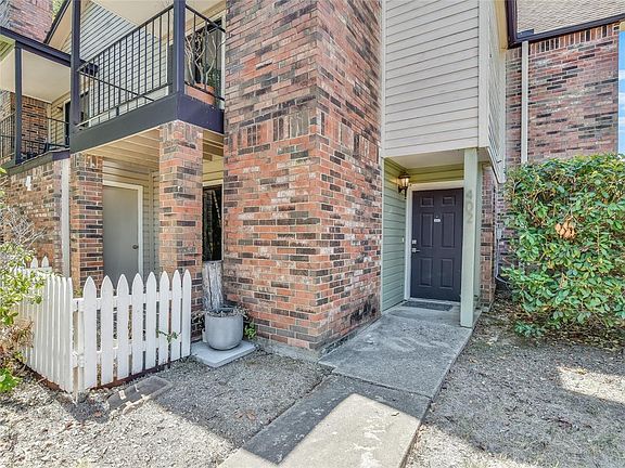 2nd image of 1601 Faro Dr APT 402