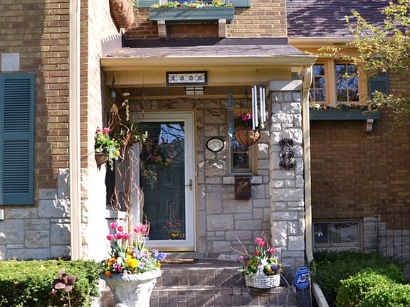 3rd image of 2006 Thornwood Ave