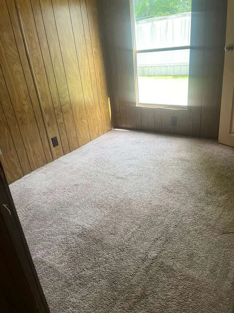 2 bed, 700 sqft, $700 — Photo 4