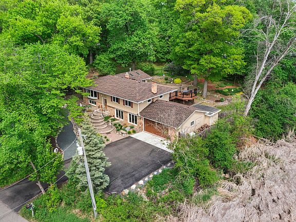 3rd image of 5946 Bald Eagle Blvd W