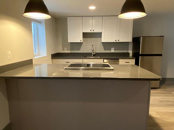 Apartnment#5- Kitchen