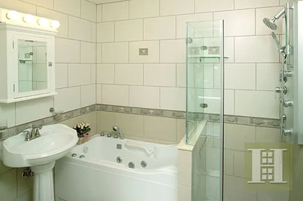 Rented by Halstead Real Estate | media 2