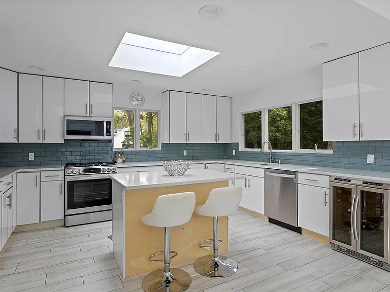 5 Lakewood Ln — Photo 12