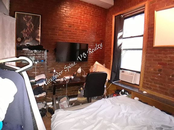 5th image of 67 E 2nd St #G4