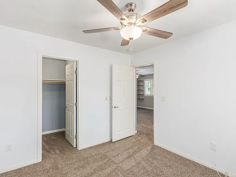 6644 Seahorse Reef St — Photo 24