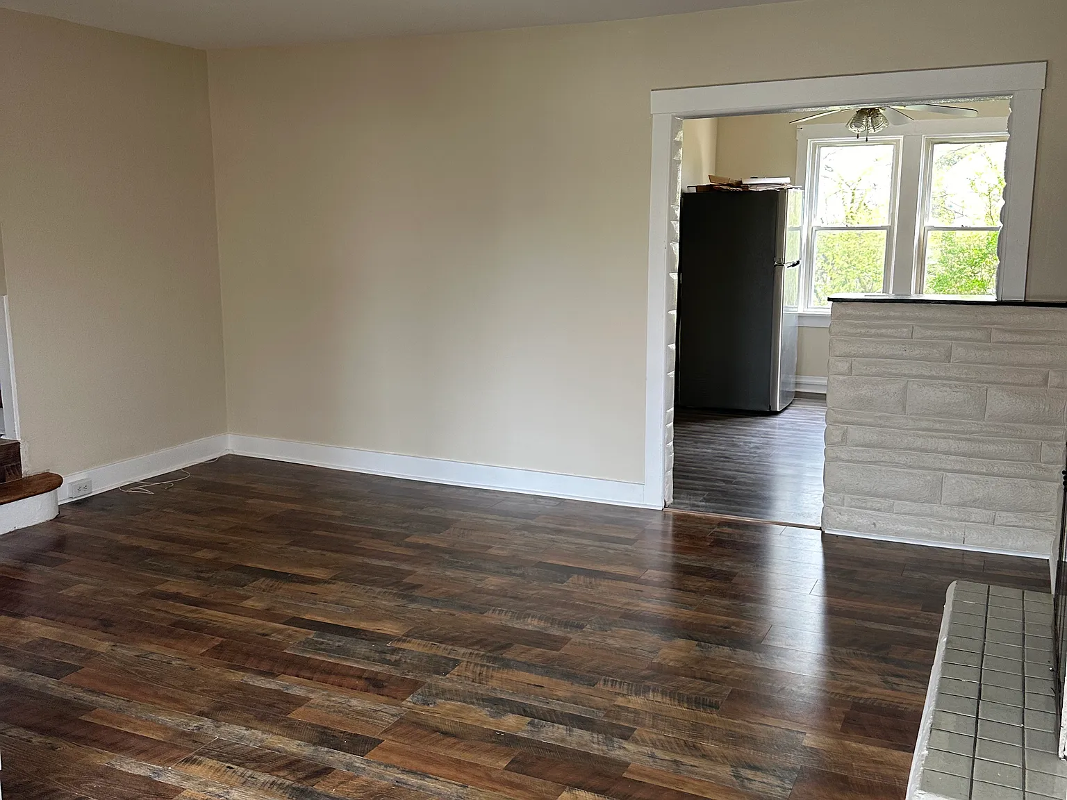 3 bed, 1256 sqft, $1,500 — Photo 1