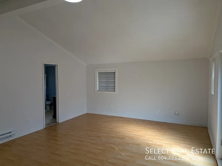 46365 Cessna Dr — Photo 17