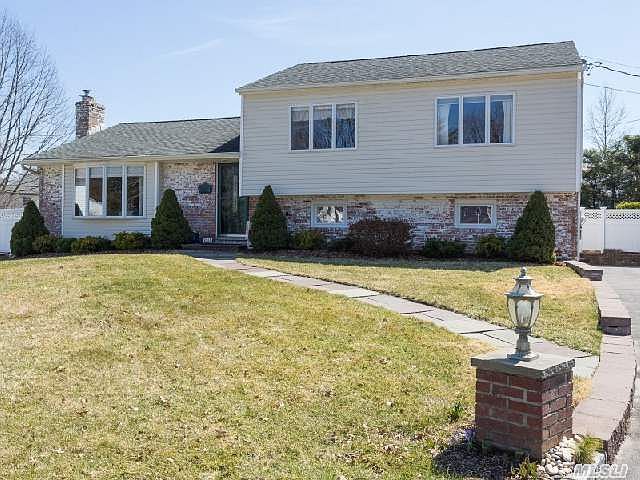 1st image of 24 Harwood Dr