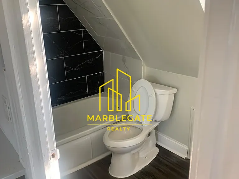 76 Ridge St #33 — Photo 4