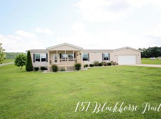 157 Black Horse Trl, Sparta, TN 38583