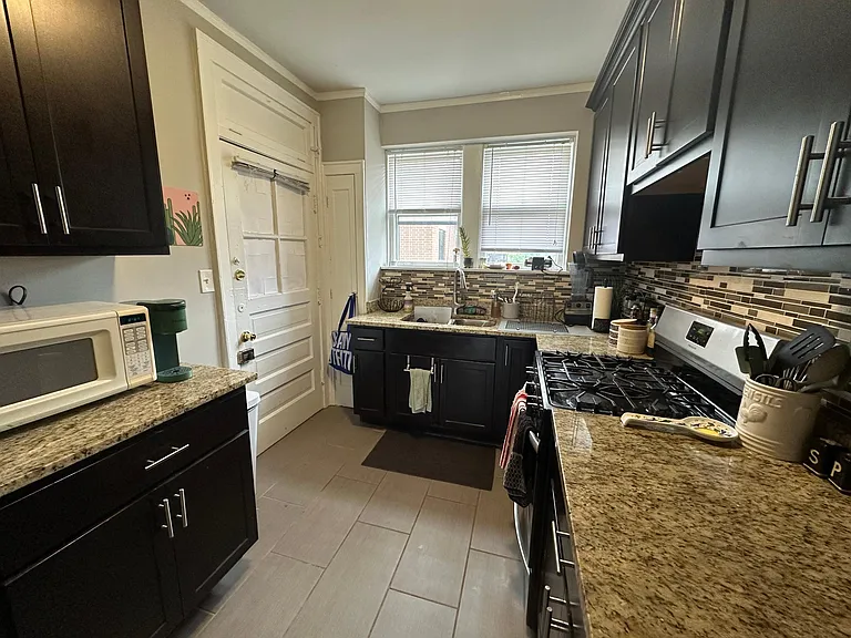 15 S Spring Ave #C2 — Photo 5