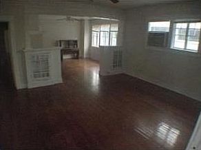 3rd image of 8228 Sycamore St