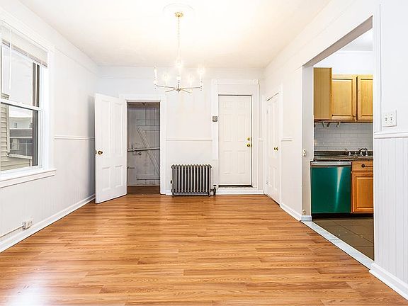 4th image of 287 Cator Ave