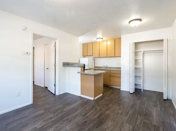Cozy Apartments located in Salt Lake City!