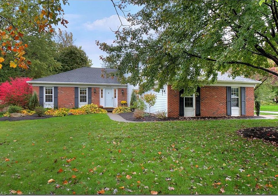 1st image of 28715 Brockway Dr