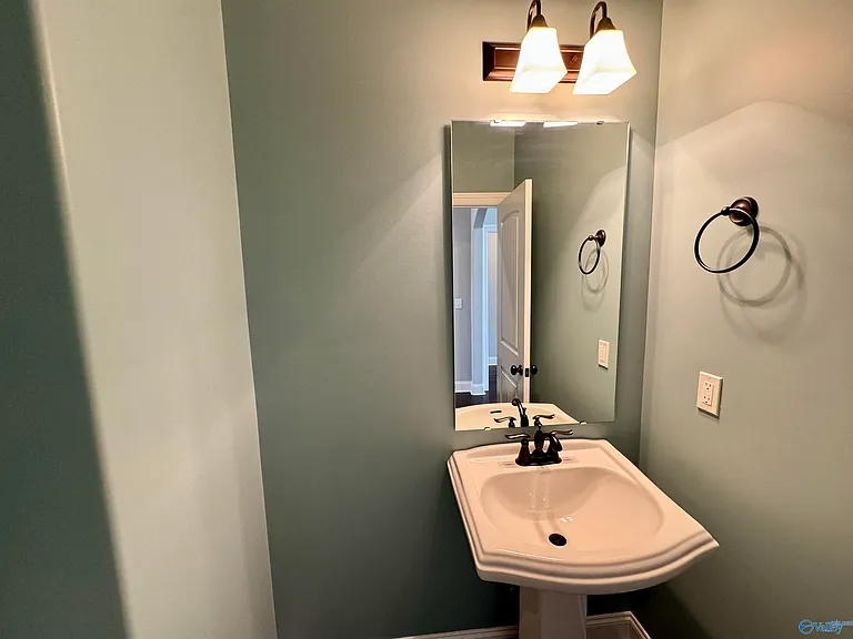 6342 Central Park Ln — Photo 35