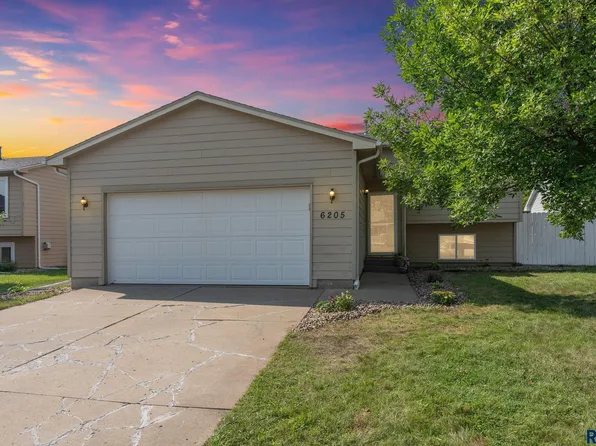 6205 W 66th St, Sioux Falls, SD 57106
