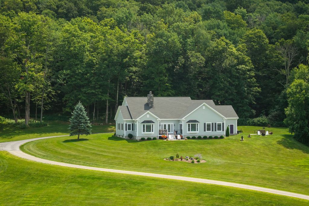 4155 Danby Pawlet Rd - Property Image