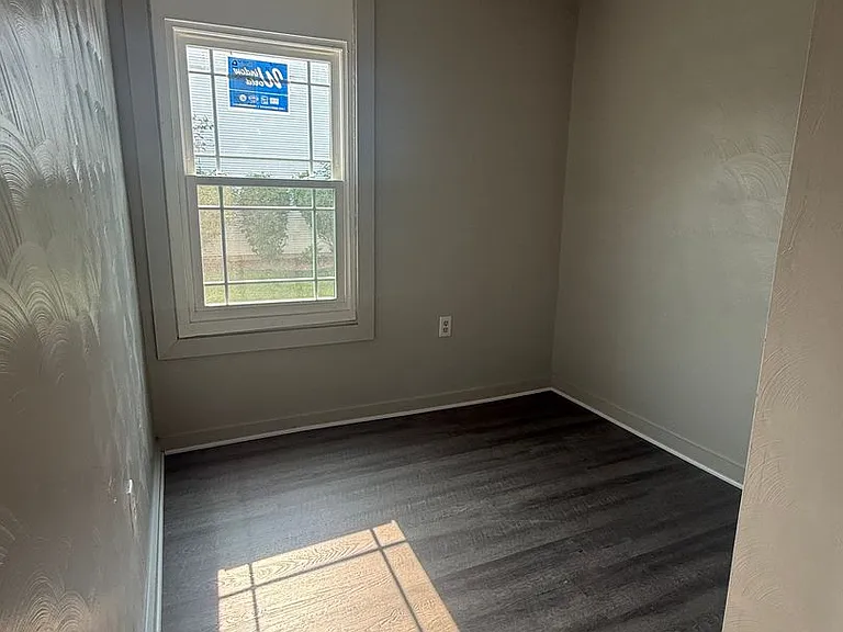 1414 W Washington St — Photo 14