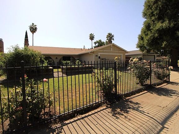 5th image of 8904 Twin Falls Dr