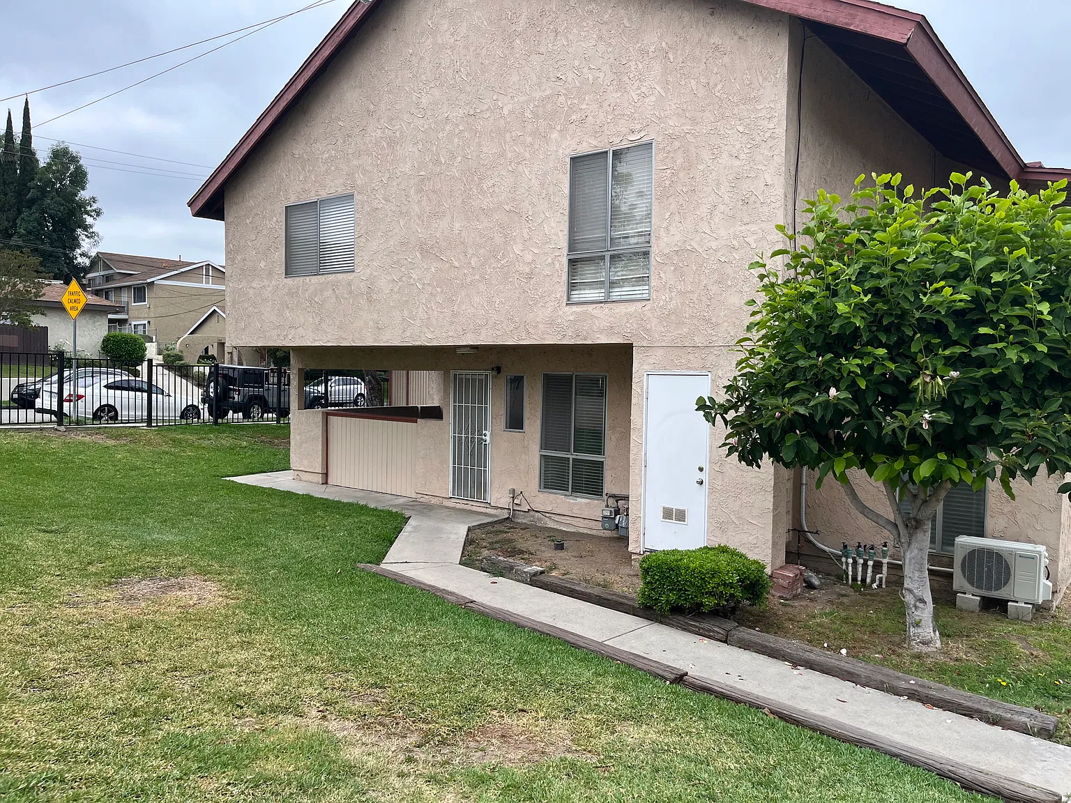 2 bed, 1.5 bath, 1020 sqft, $2,495 — Photo 1