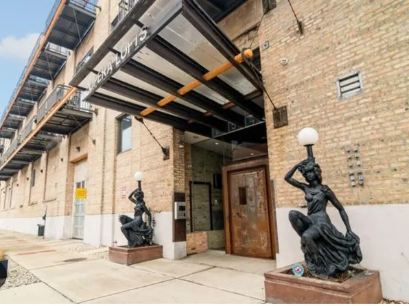 2545 S Dearborn St APT 504, Chicago, IL 60616