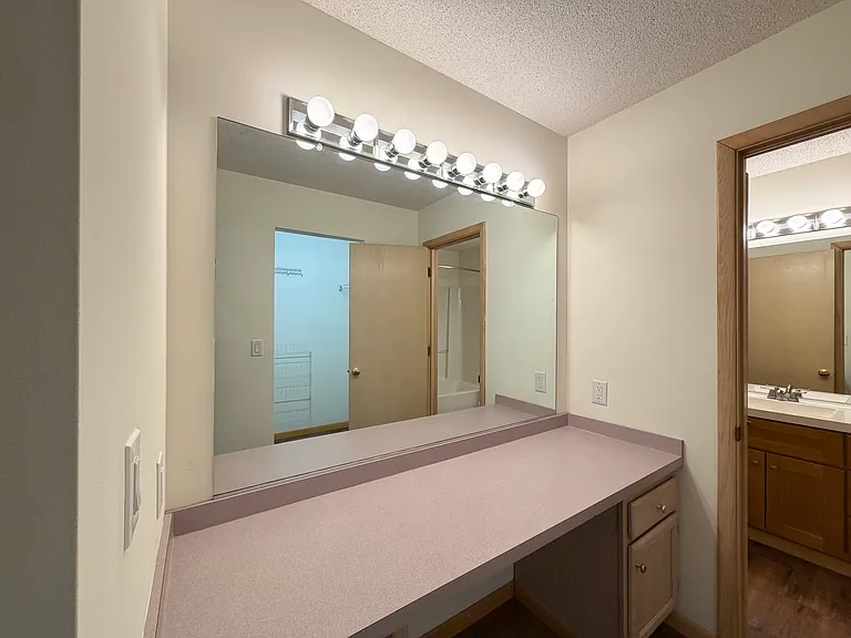 4553 Abbott Rd — Photo 20