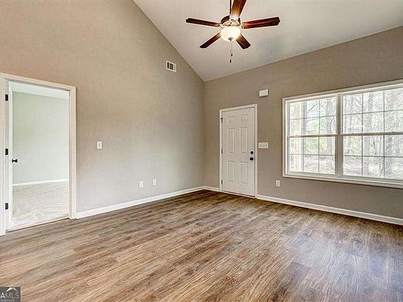 4th image of 207 Loftis Rd