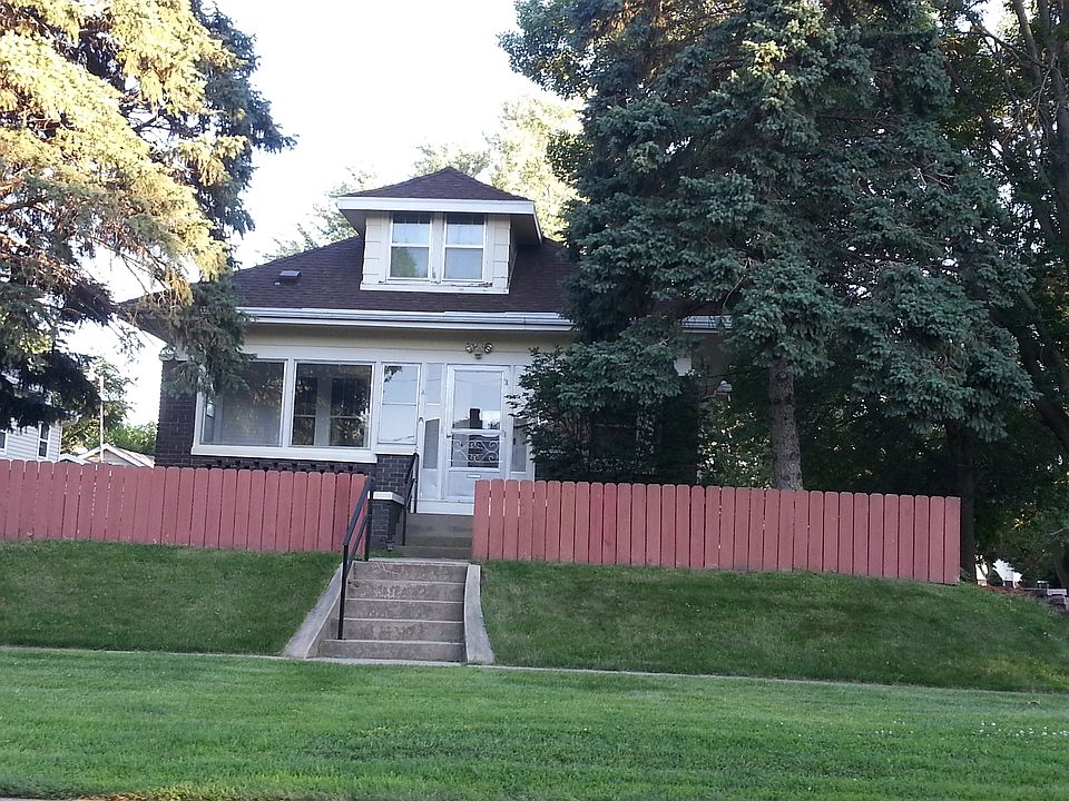 1st image of 2602 Chicago Ave