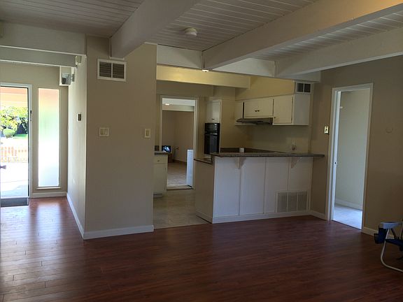 2nd image of 5330 Fleming Ave