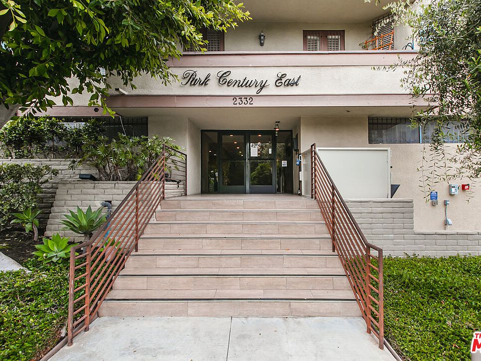 1st image of 2332 Fox Hills Dr APT 304