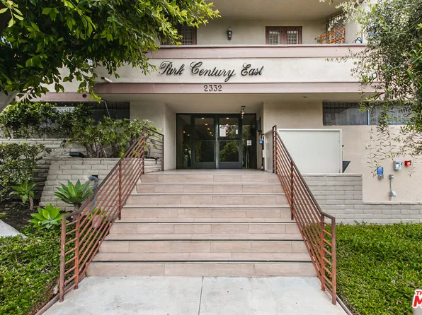 2332 Fox Hills Dr APT 304, Los Angeles, CA 90064