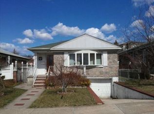 16015 21st Rd, Flushing, NY 11357