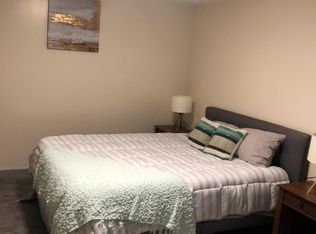 282 Meridian St APT 1, Groton, CT 06340