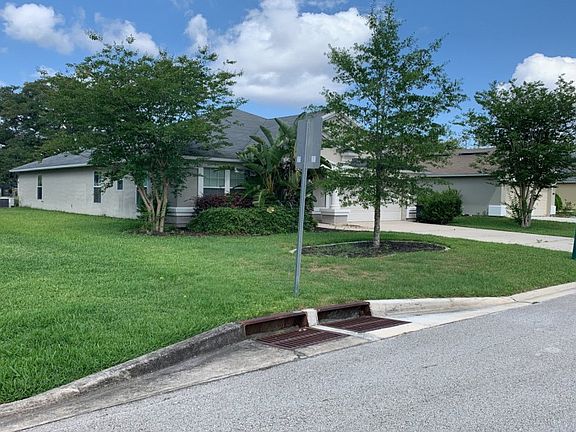 3rd image of 218 Crown Wheel Cir