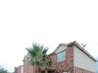 6407 Hillock Ln, Pearland, TX 77584