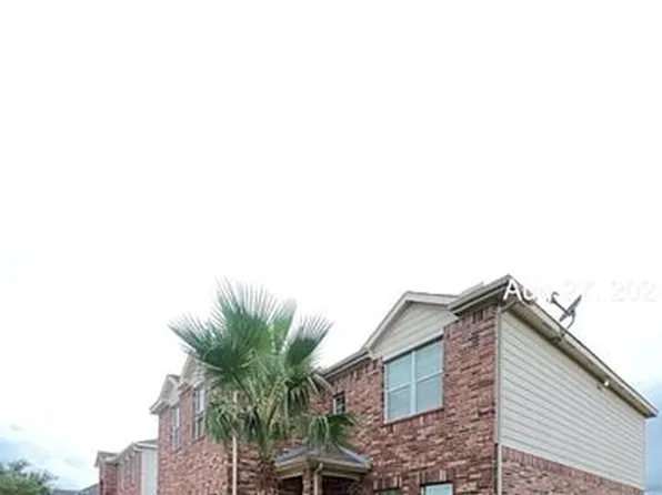 6407 Hillock Ln, Pearland, TX 77584