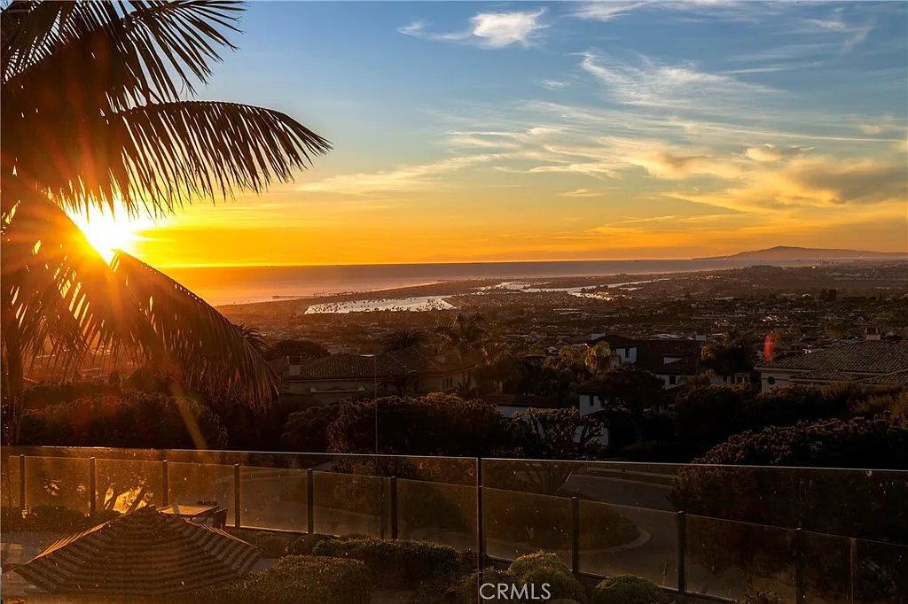 6 bed, 9.0 bath, 15000 sqft, $100,000 — Photo 2