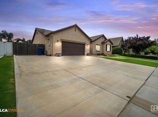 12705 Sable Point Dr, Bakersfield, CA 93312